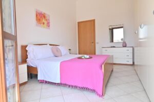 izzhome-hibiscus-12