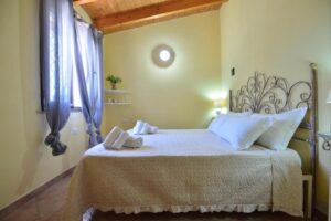 izzhome-nora-beach-7