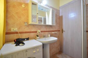 izzhome-nora-beach-9