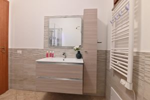 izzhome-sa-domo-damare-pula-4