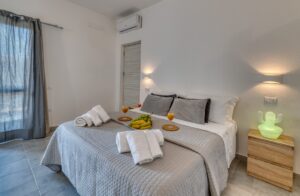 izzhome-cozy-sunflowers-10