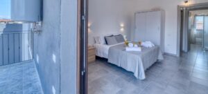 izzhome-cozy-sunflowers-6