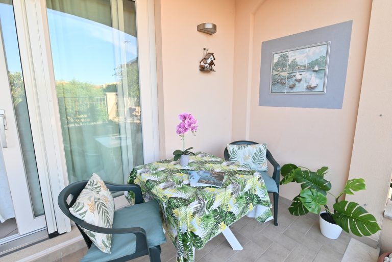 izzhome-sun&relax-100
