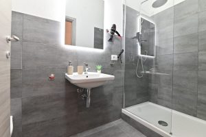 izzhome-breeze-superior-1