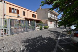 izzhome-central-apartment-5