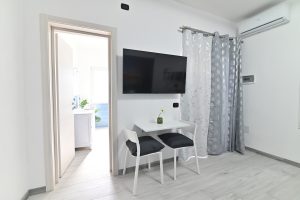 izzhome-cozy-room-10