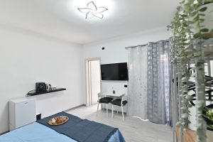 izzhome-cozy-room-15