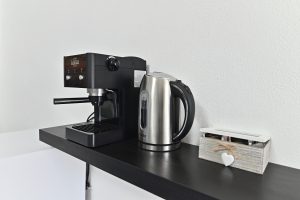 izzhome-cozy-room-6