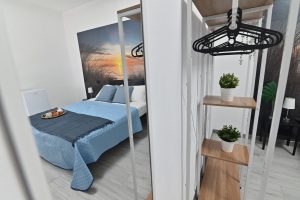 izzhome-cozy-room-7